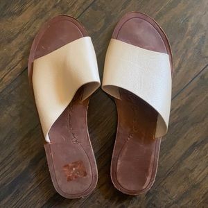 Roxy Helena Premium Leather Sandals | Size 10 | Brown sole, light beige upper